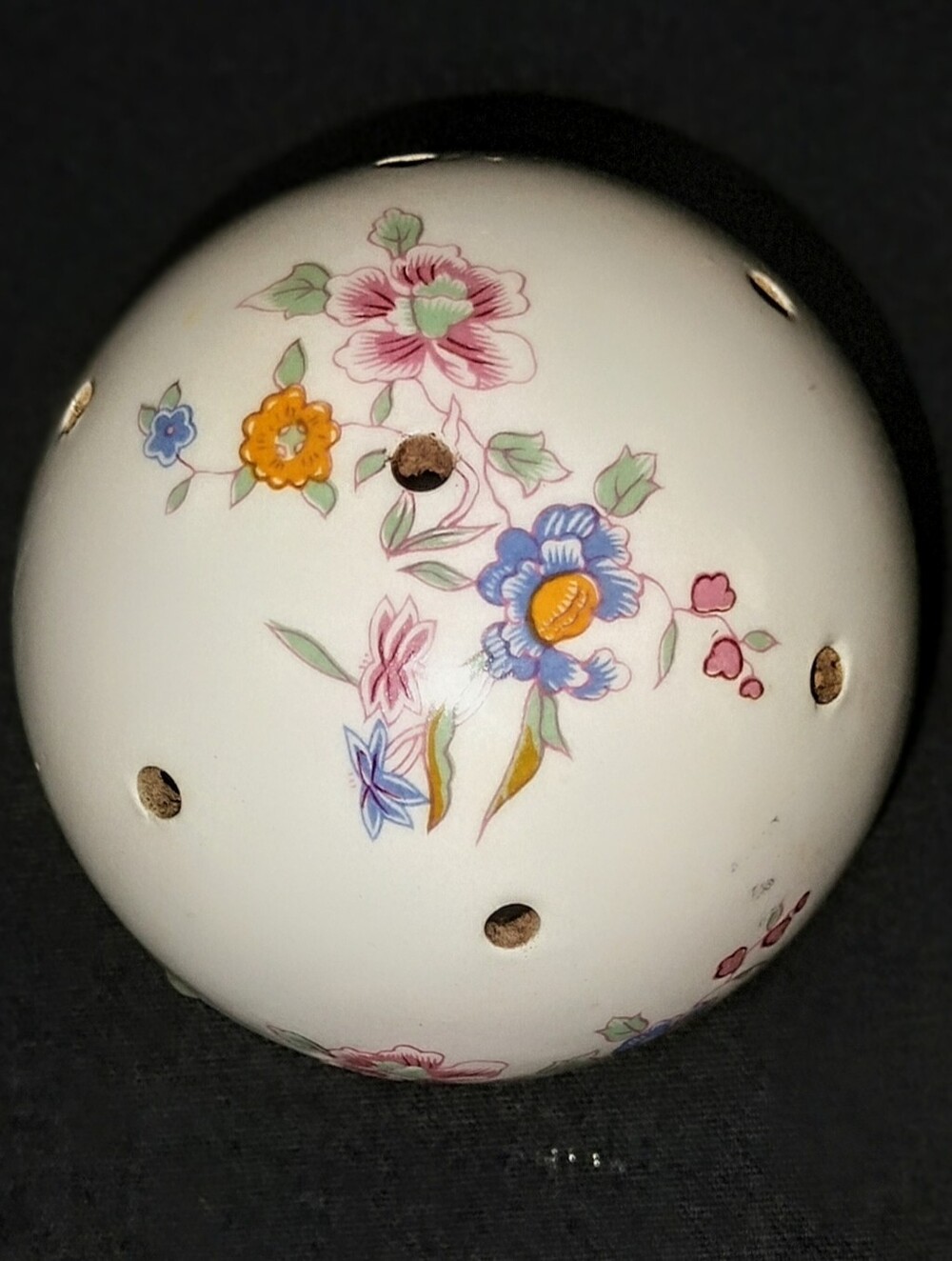 Vintage Ceramic Floral Pomander Scent Ball/ Sphere Potpourri Holder Taiwan